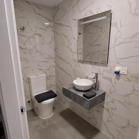 Apartamento Luxury 1 A 5 Min De La Estacion De Bus Y Tren Maria Zambrano *