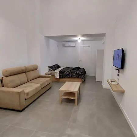 Luxury 1 A 5 Min De La Estacion De Bus Y Tren Maria Zambrano Apartamento Málaga