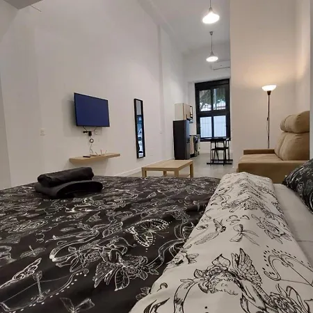 Luxury 1 A 5 Min De La Estacion De Bus Y Tren Maria Zambrano Apartamento *