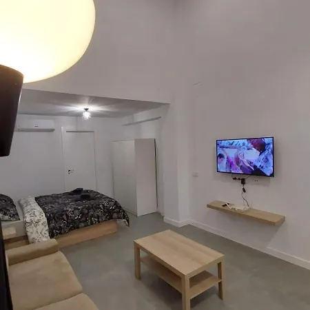 Apartment Luxury 1 A 5 Min De La Estacion De Bus Y Tren Maria Zambrano